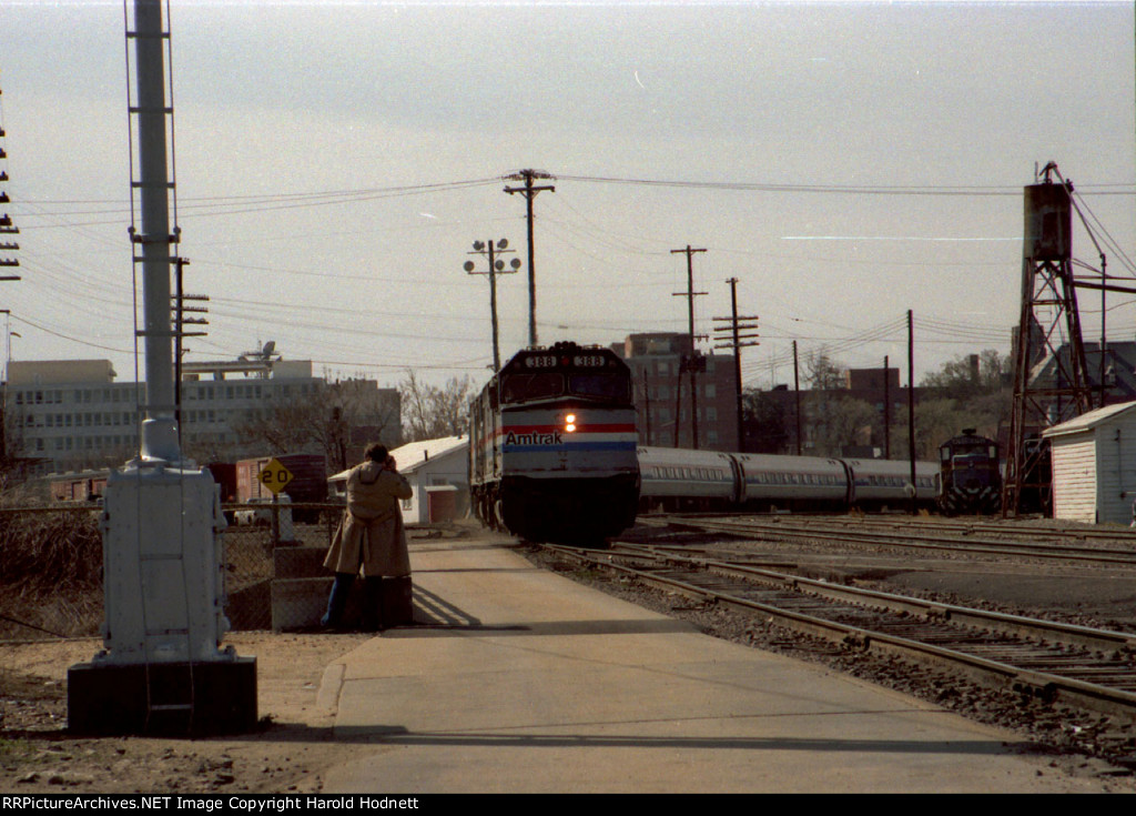 AMTK 388 leads the Silver Star into the station